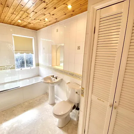 Villa Cosy 2-Bed House In The Heart Of Keswick Keswick  Exterior foto